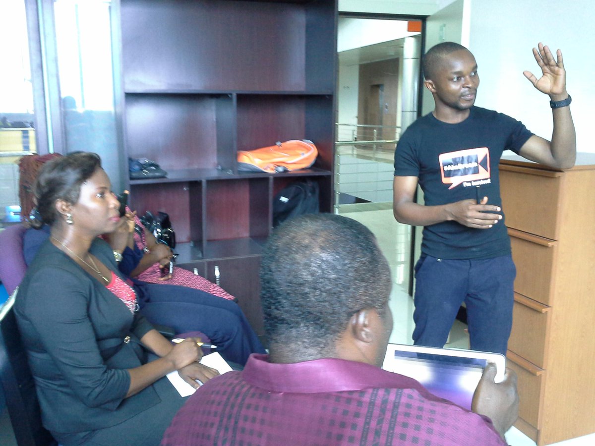 KidsCodeClub's tweet photo. #TechSummerCamp2015 was a success Thanks @starthubtech @2479jaTv @Gideonbriggs @Ucheaaron @brownjee001 @Sampeace99 http://t.co/mNOXZKDXeg