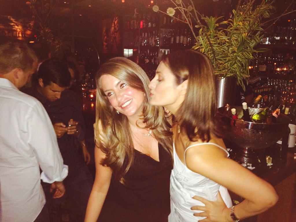 coleheids's tweet photo. Spreading the love in The Big Apple.... Just because.... http://t.co/lB4mVxyULZ