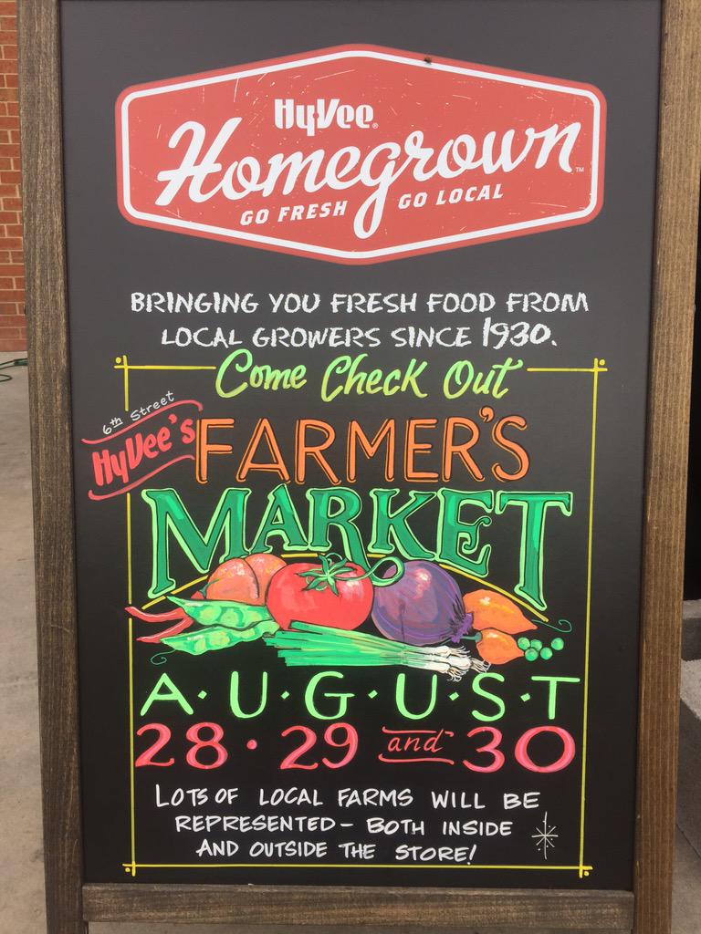 FarmFreshDgCo's tweet photo. The @SayCheezLtown photo booth is here too. Get some fun photos and snag a #FarmFreshChallenge t-shirt! #eatlocal http://t.co/tVYnEwkJXS