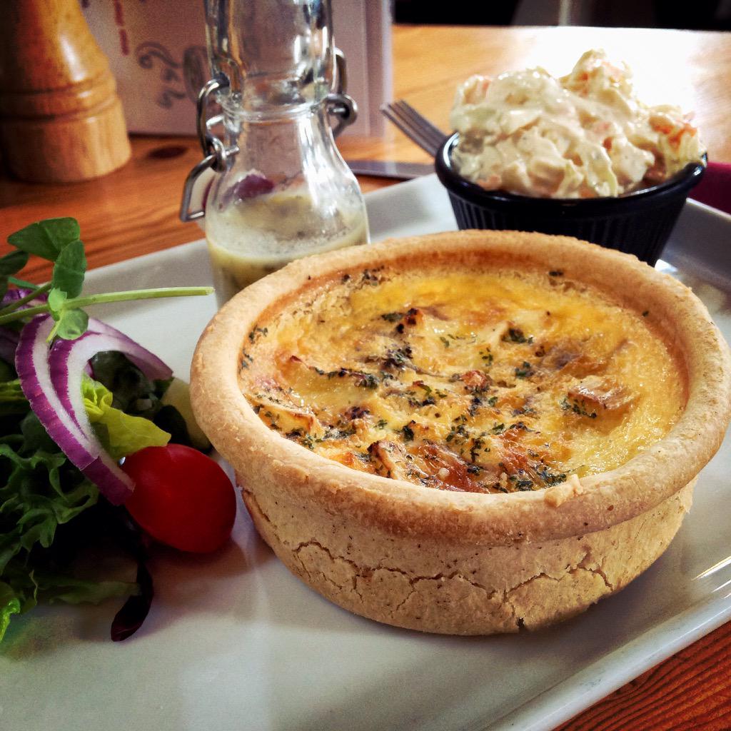 In #snowdonia make sure to eat at Caffi Gwynant Cafe. Delicious #food of very high standard!!!
#wales #foodblogger