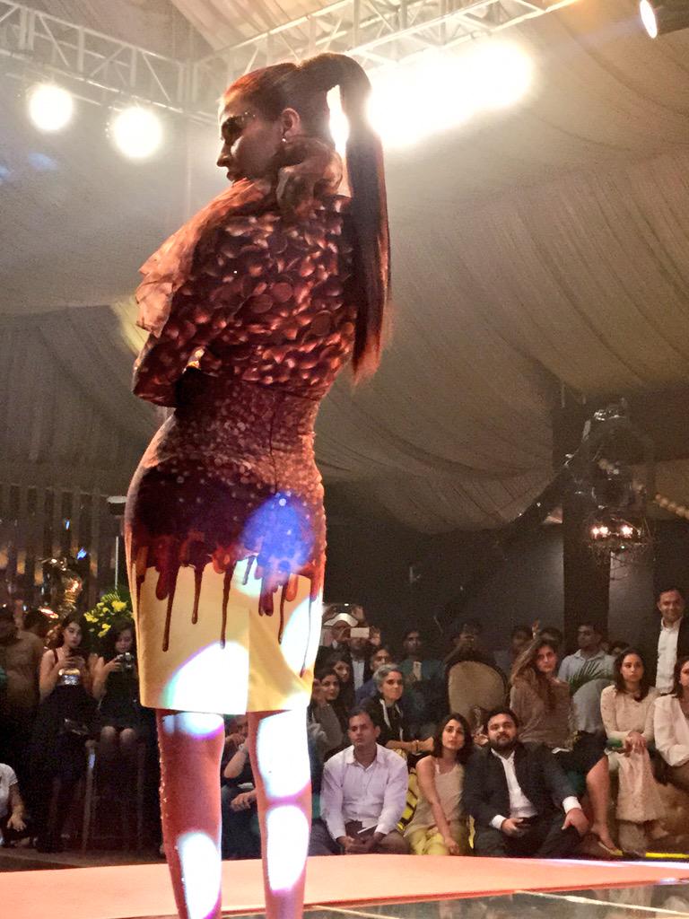 Embedded image permalink