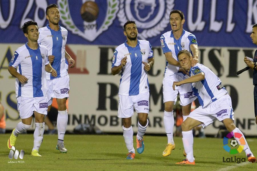 LaLiga's tweet photo. FINAL de los tres encuentros de Liga Adelante.

#GIRvNUM 2-3
#ALBvHUE 1-1
#LEGvCCF 3-1 http://t.co/lGS6NPUkda