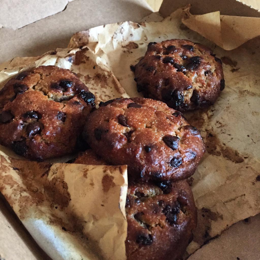 Bank holiday w'ends are for chilling &amp; kicking back when not competing how are you enjoying yours,this sums up mine!🍪