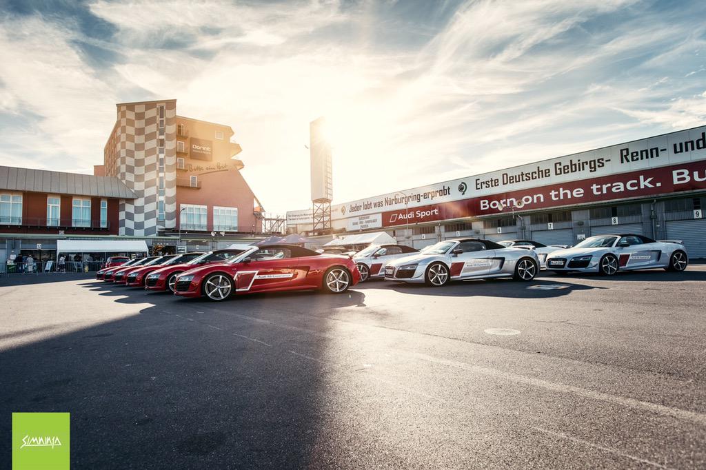 AudiOfficial's tweet photo. Stunning lineup: #audi #r8 experience at @FIAWEC #nurburgring. 📷 @simninja http://t.co/O4FGOelSaU