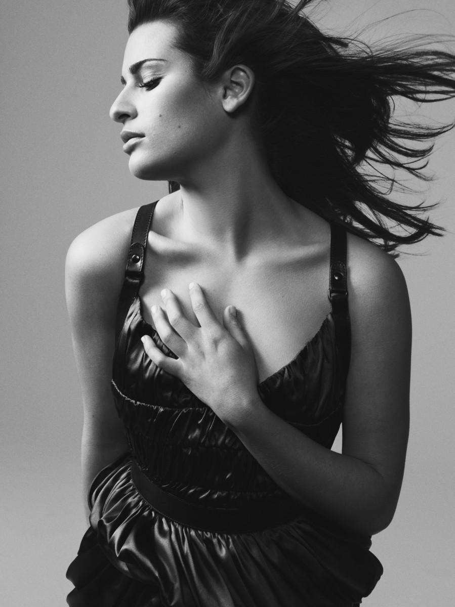 HAPPY BDAY TO THE BEST , THE ONE AND ONLY LEA MICHELE 
love u baby     