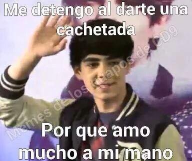 needcanela's tweet image. —CD9 es copia de 1D.
—¿Por qué?
—Son 5.
#SoyCoder