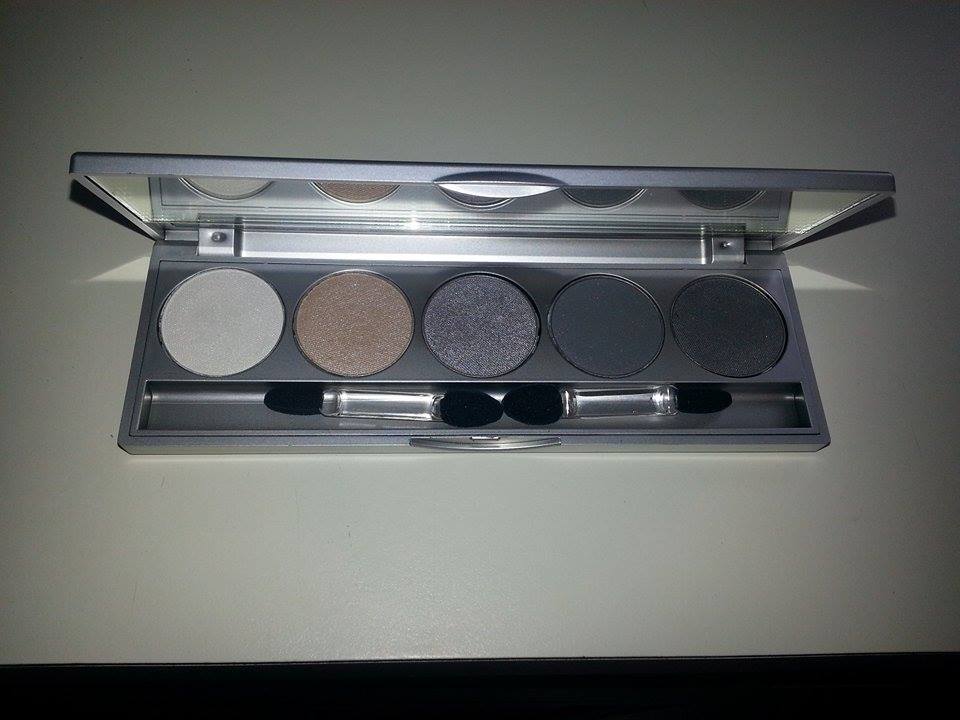 The Kryptonite Coll tweet media