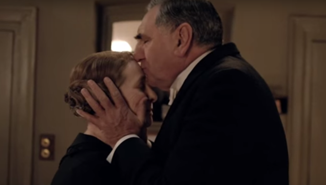Profangrls's tweet image. Tissue Alert: Watch #DowntonAbbey Final Season Trailer &amp;amp; UK Air Date Confirmed - tinyurl.com/obkyl3y