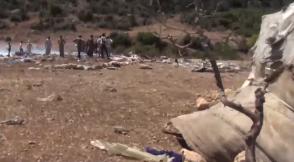 JulianRoepcke's tweet photo. #Footage
The #Assad air force attacked another #IDP camp in north-western #Syria.
https://t.co/wgoyhwgmTR
#NFZ_NOW!!! http://t.co/CTUIhIw1HU