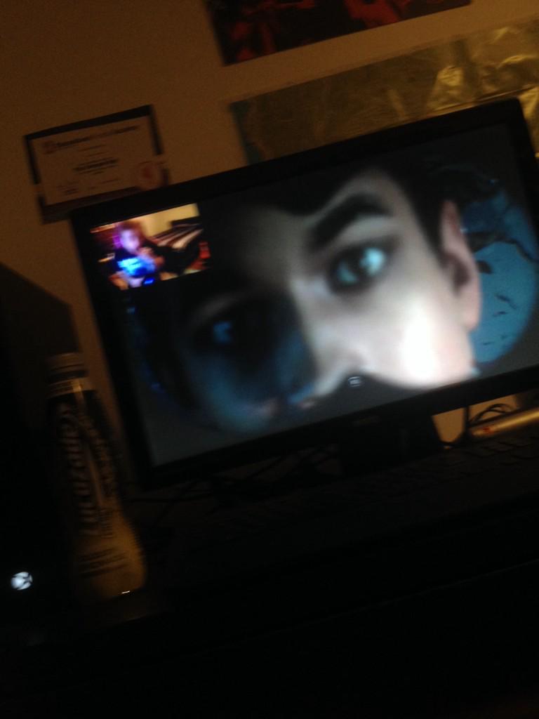 Barnalicious's tweet image. This scared the shit out of me @FaZeJev 😂😂