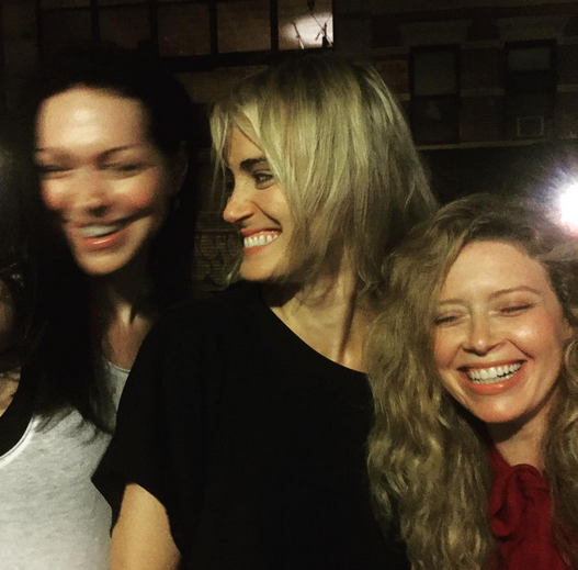 touchmypoussey's tweet image. RESPIRANDO COM AJUDA DE APARELHOS #QueremosConDeOITNBnoBR