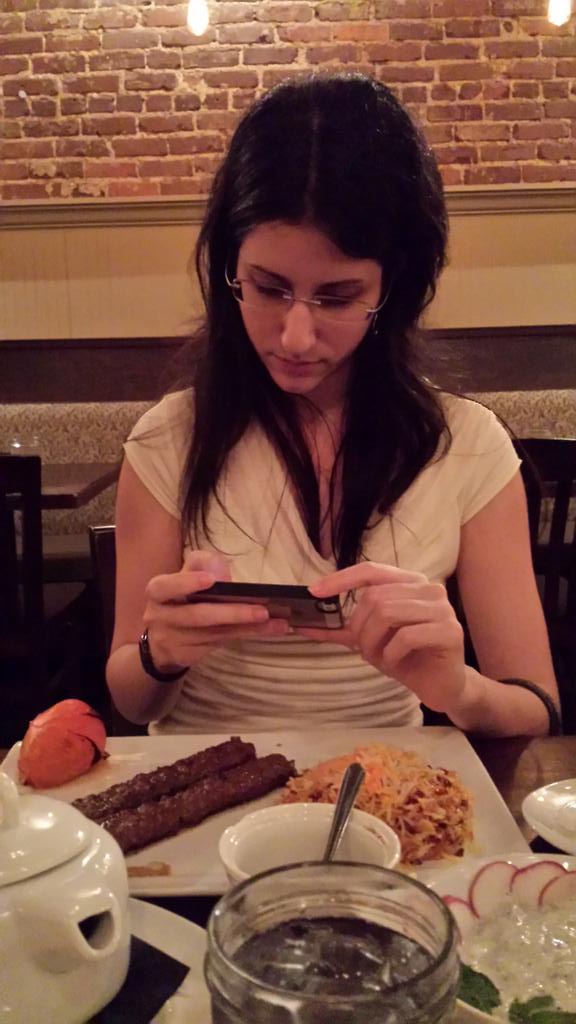 HoaxerTV's tweet photo. Wonderful night with my one and only @xoDomino_
#Colbeh http://t.co/uHwdOMpxMC