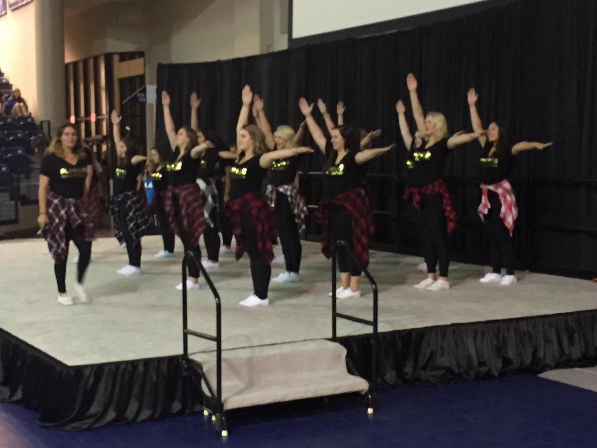 PHC_CreightonU's tweet photo. We're so crazy in love with @CreightonDDD #Beyonce #fierce #lipsync15 #NewJays2015 http://t.co/s4qd76K0fB