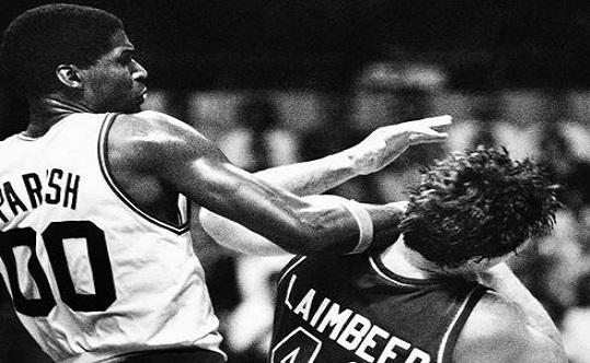 Happy 62nd Birthday to 9-time All-Star & 3-time champion Robert Parish. 