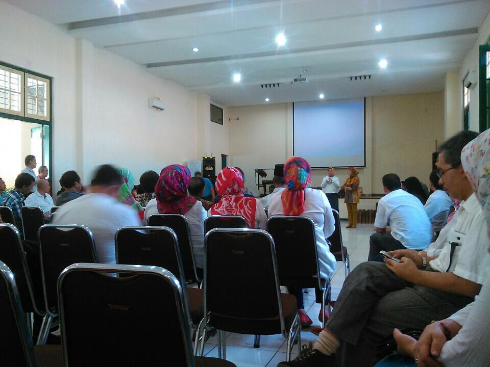 HBH Alumni SMAN 3 Bandung '84 (@ SMA Negeri 3 Bandung - <a href="/belitungbarat/">SMAN 3 Bandung</a>) swarmapp.com/c/kwcoMROn27y