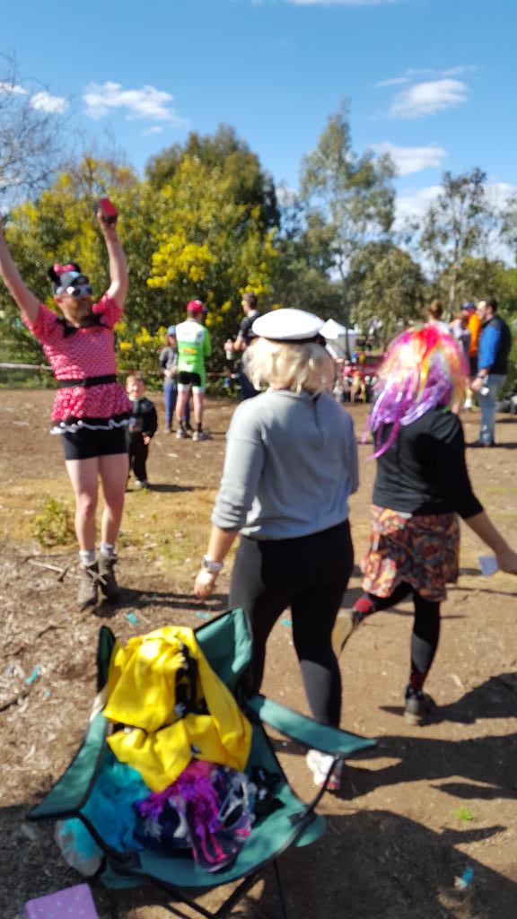 makecrossweird's tweet photo. Girls just wanna have fun #ncxs #makecrossweird http://t.co/2mqRDcOC19