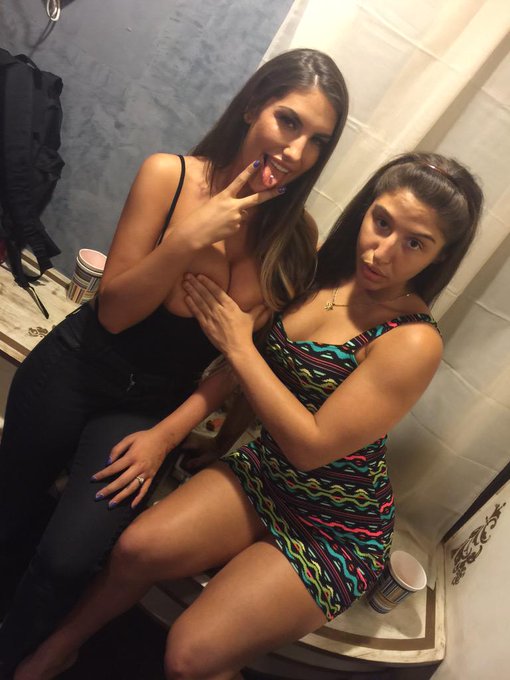 Thanks @Abella_Danger ? http://t.co/LbgIWnM2MF