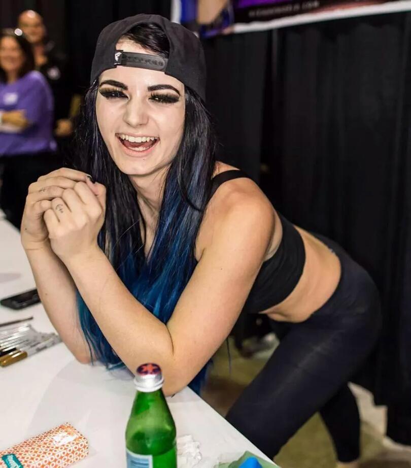 AsiaAsiadnai76's tweet photo. I LOVE @RealPaigeWWE SO MUCH😍😍😍 http://t.co/Tc2CUG31yT