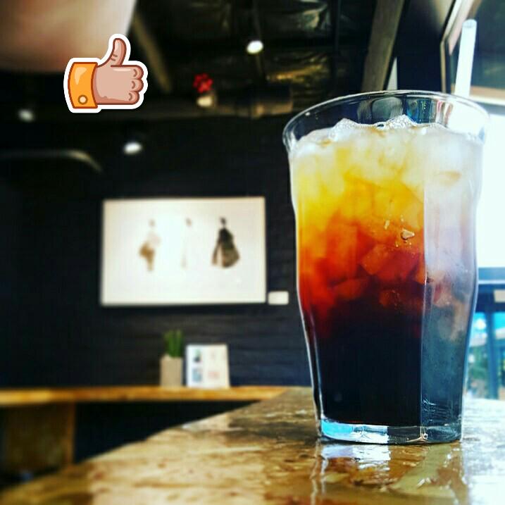 더치커피 마시며 일요일 오후 시작... (@ ALEGRIA COFFEE ROASTERS in 서울특별시) swarmapp.com/c/ab0egcqdHja
