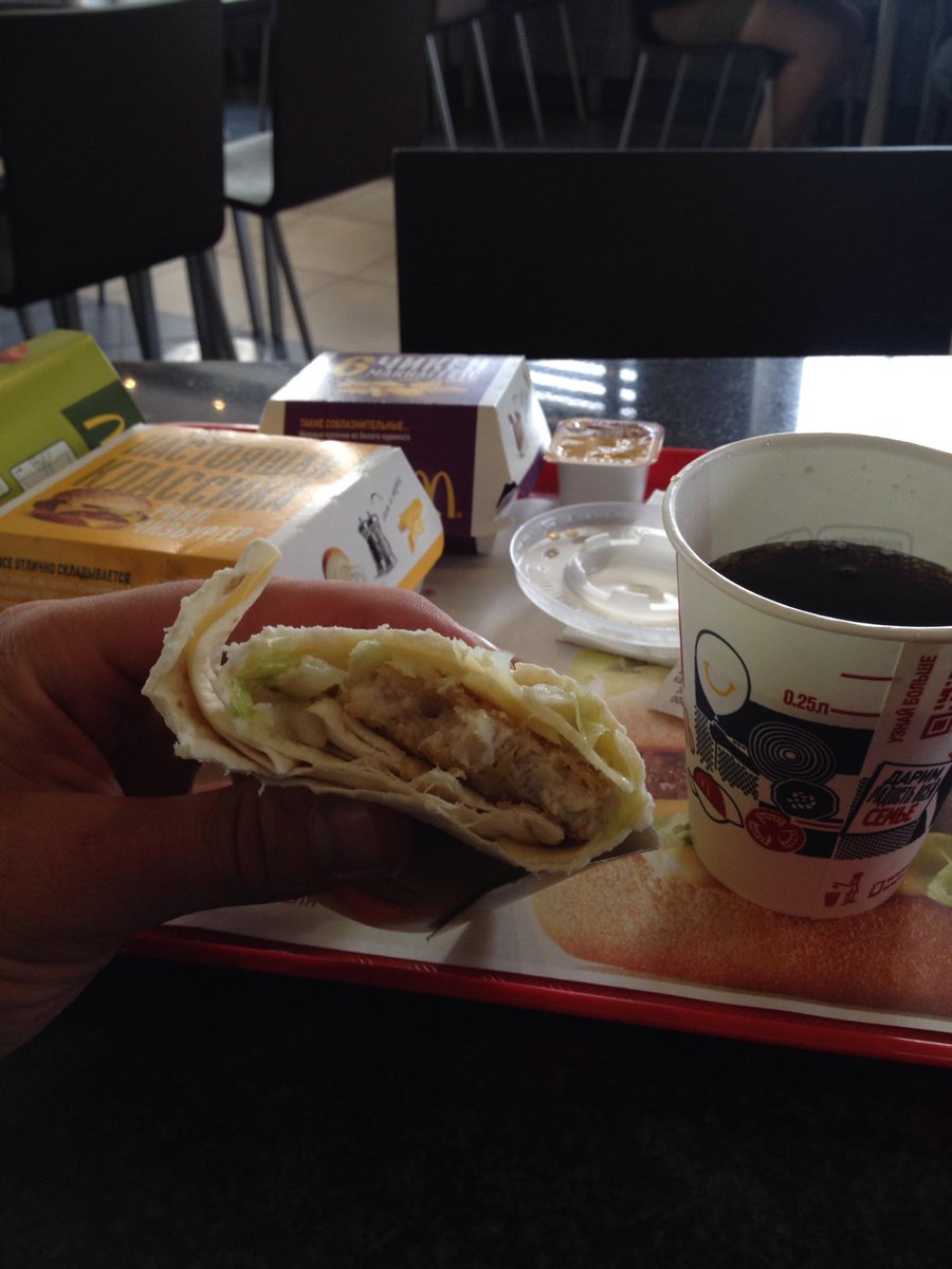 Griga85's tweet photo. Завтрак)) (@ McDonald's in Москва) https://t.co/4qYjORHBYZ http://t.co/WilB1PM9oR