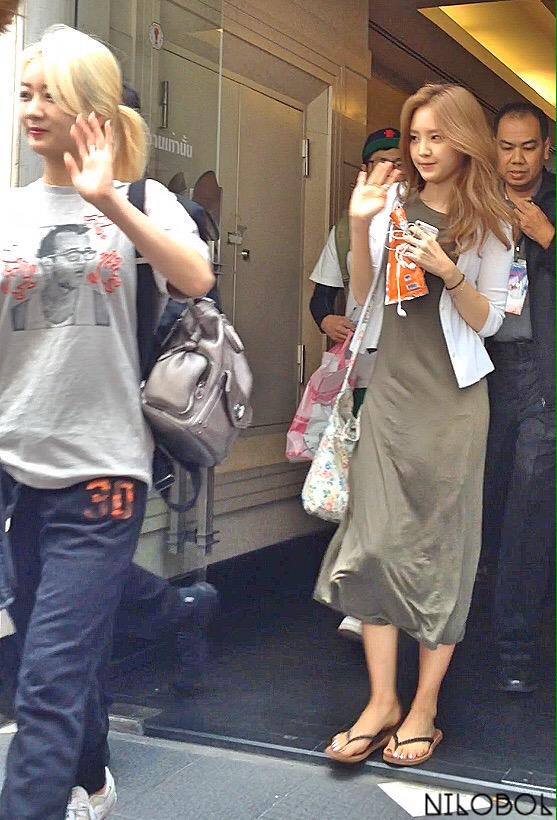 Nookyu_'s tweet photo. 150830 Apink @เรื่องเล่าเสาร์-อาทิตย์ น่ารักทุกคนเลยยยยย♡ #ApinkinBangkok #ApinkFanMeetingInBKK http://t.co/fXkAlB1psb