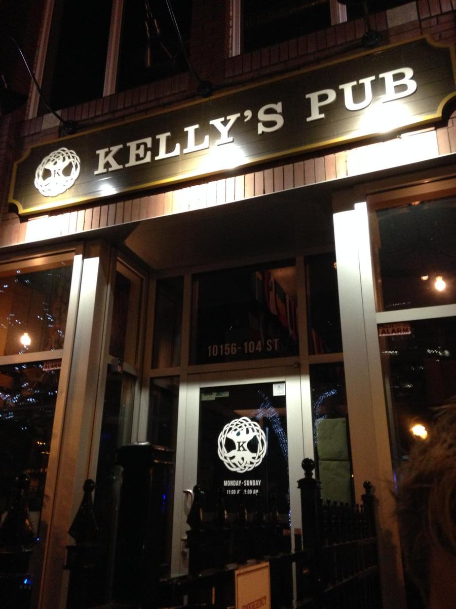 darryllrobideau's tweet photo. Last call! #drunk http://t.co/THXZhqcFlT
