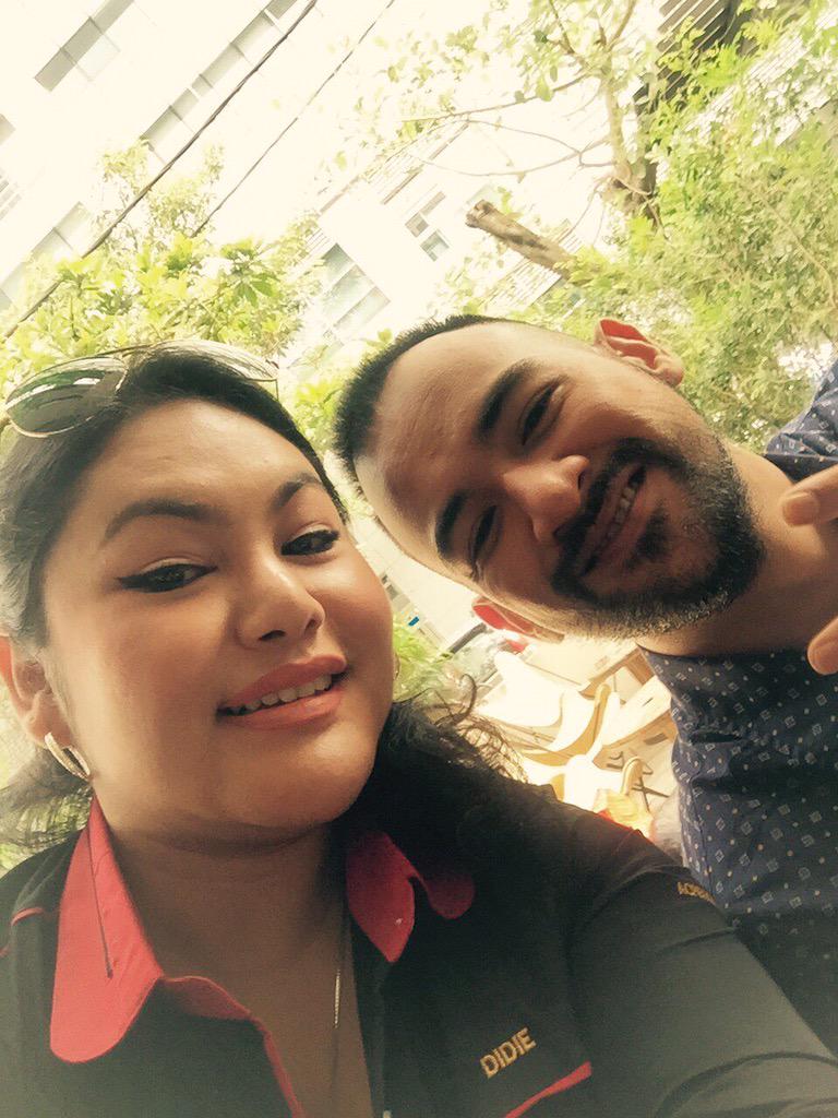 ElDidieACPYL's tweet photo. To @SharnaazAhmad Happy Birthday Broo.. Moga terus success! Salute!✌️ 🎈🎉🎉🎉🎉🎉🎂 #halusssss http://t.co/r1b2LcB11o