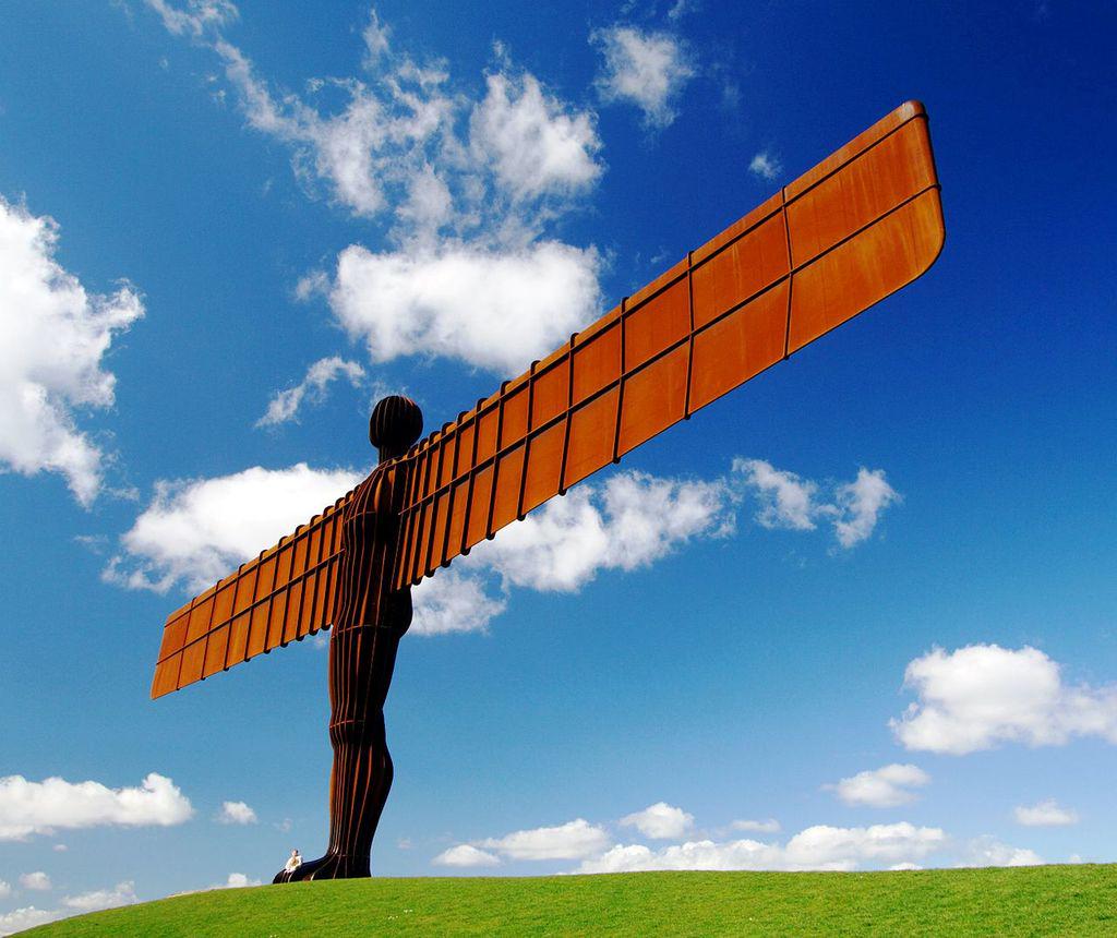 Happy birthday to British sculptor Antony Gormley! This is his 20 x 54 metre \Angel of the North\. 