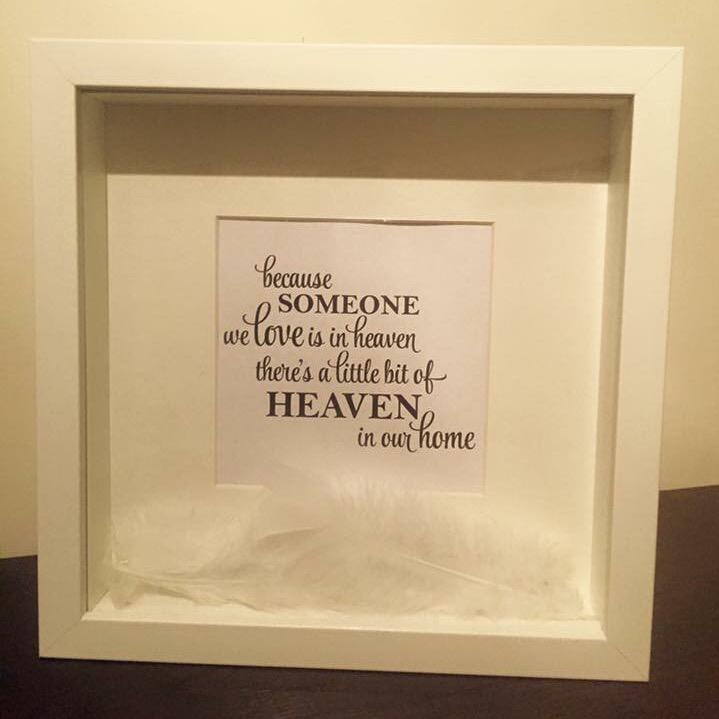 FrameUrThoughts's tweet image. "Because someone we love is in heaven, there's a little bit of #HEAVEN in our home" £15 #perfect #gift #frame #unique