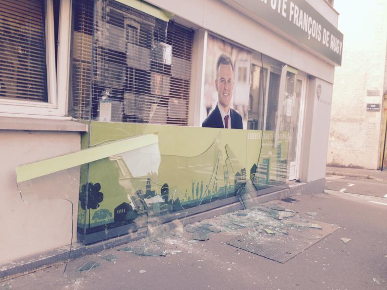 Voir l'image sur Twitter Voir l'image sur Twitter