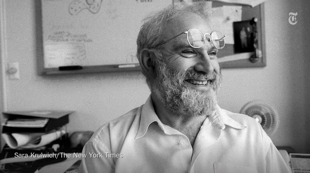 Breaking news: Oliver Sacks, the neurologist and acclaimed author, has died at 82 nyti.ms/1UeB4n2