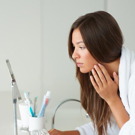 What's causing your breakout?! How to tell if a product, habit, or health issue is to blame: bit.ly/1JEmdve