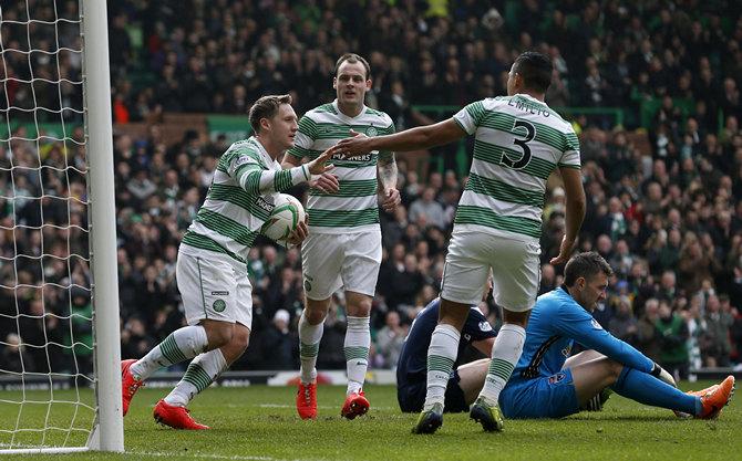 Happy 32nd birthday to the one and only Kris Commons! Congratulations 