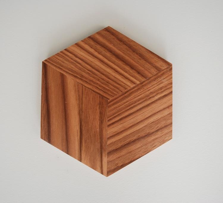 Crear tu propia decoración de pared. #walldecor #innovation #woodaccent #interiordesign