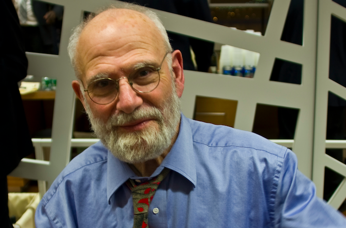VICE's tweet photo. Rest in peace, Oliver Sacks http://t.co/P99GIQ8Bak http://t.co/07X2Xba5Xa