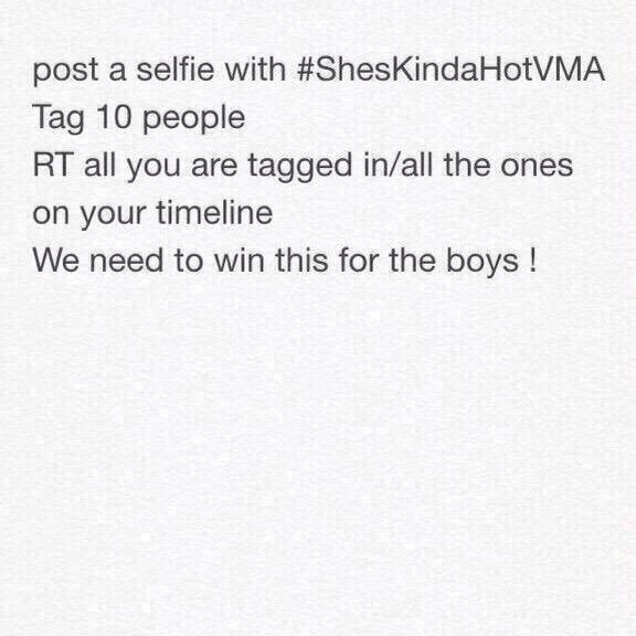 lowdowngrier's tweet image. tagged by @kissinghowell 
#ShesKindaHotVMA 
random tag!😇