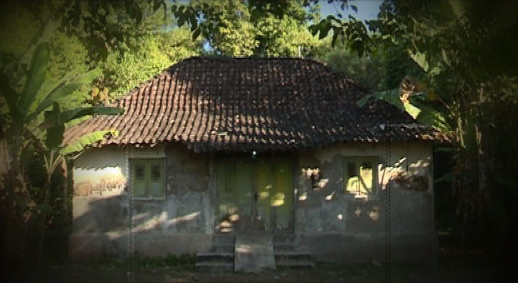 Misteri apa yg akan terungkap di rumah Kepala Desa Sentono, Klaten tersebut? Saksikan <a href="/mistertukul_T7/">Mister Tukul Trans7</a> pkl 23.00 WIB.