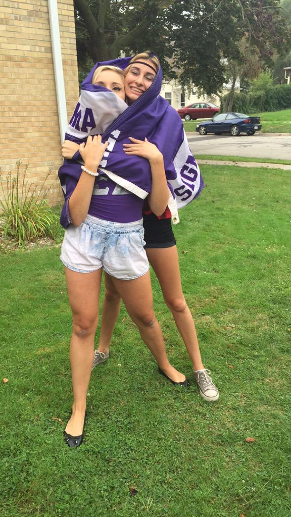 samijojoz's tweet photo. #GoGreek2015 #TriSigma #SigmaSigmaSigma #AlphaXi @AlenaRenaeee http://t.co/YRM6ehuYZn