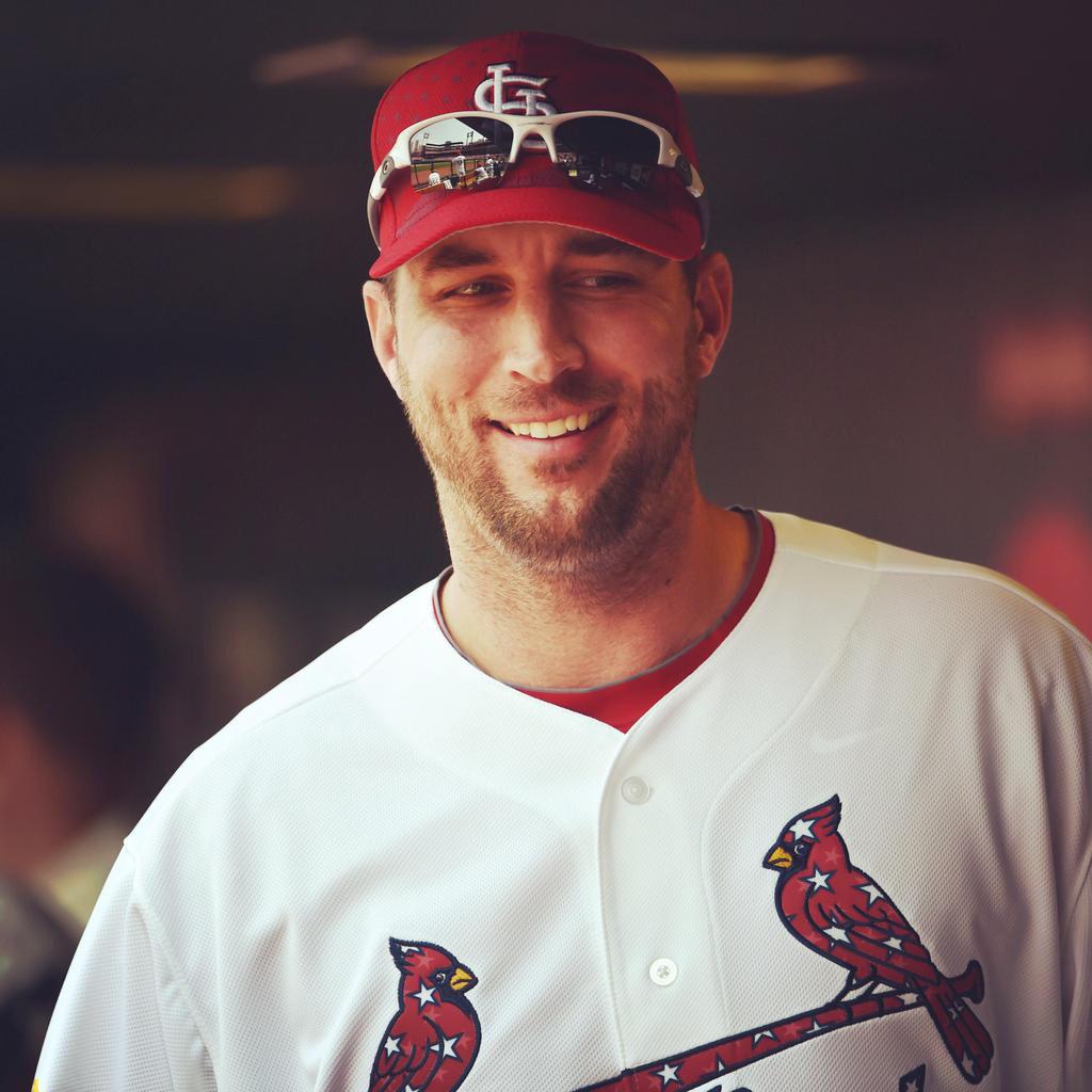 Happy 34th birthday, Adam Wainwright!! 