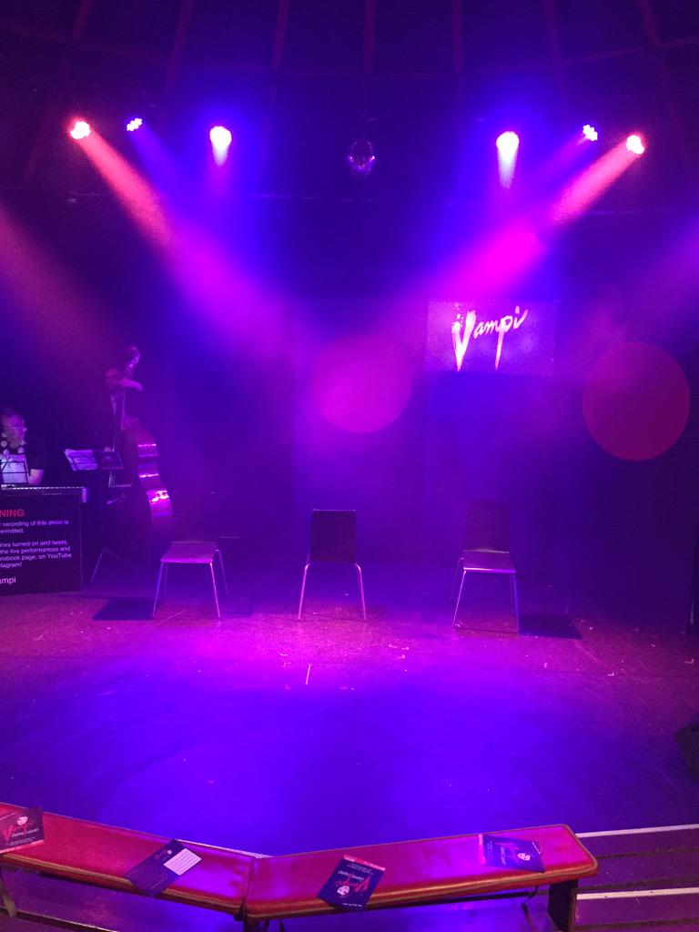 vampithecabaret's tweet image. Final show darlinks! See you in just a minute.