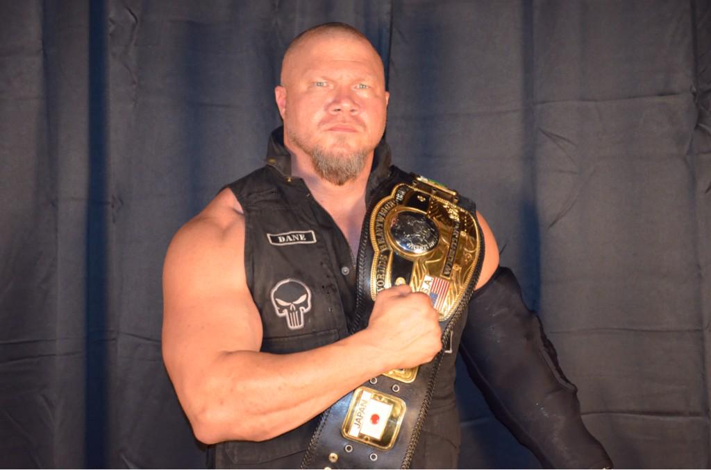 CNrgll8VAAALNqz.jpg:large