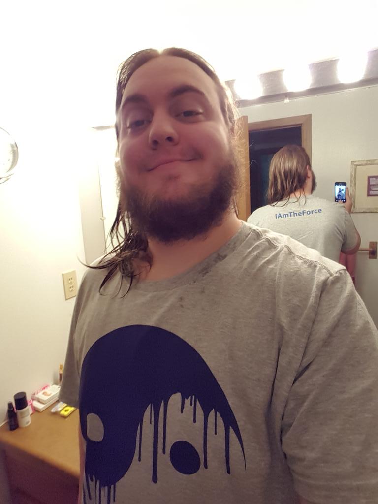IAmTheForce's tweet image. @Drift0r Got my shirt, gamertag and all. It's a great fit, very impressed! (don't mind the shower hair)