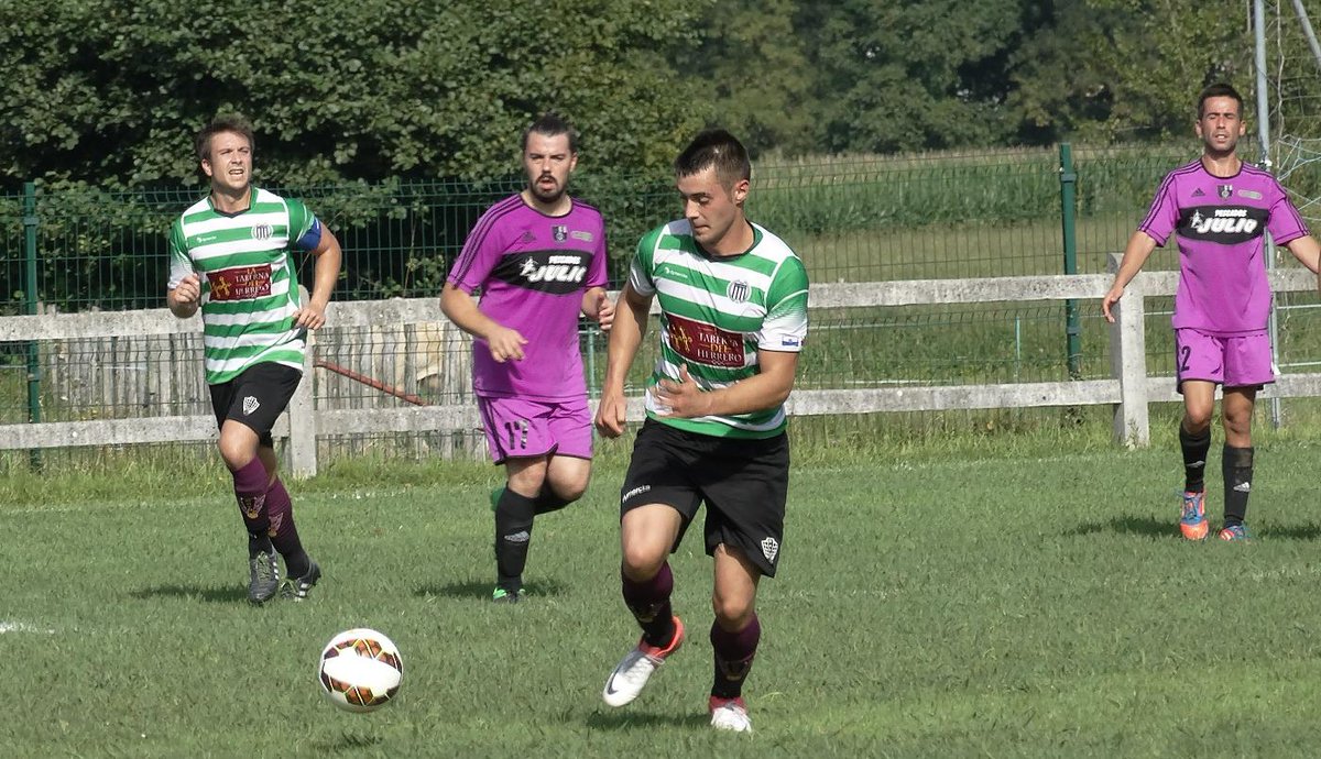 La Segunda Regional cántabra se estrena!! (Fotos del <a href="/CDLIENDO/">C.D.Liendo</a> <a href="/rayosantacruz/">RAYO SANTA CRUZ</a>) Resultados en bit.ly/1hpKla5