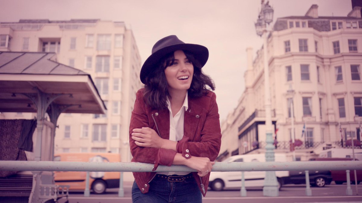 Seen <a href="/PremierInn/">Premier Inn</a>'s TV ad? Download <a href="/katiemelua/">Katie Melua</a>'s lovely song &amp; support GOSH &amp; <a href="/SheffChildrens/">Sheffield Children's</a> smarturl.it/kmwonderfulit