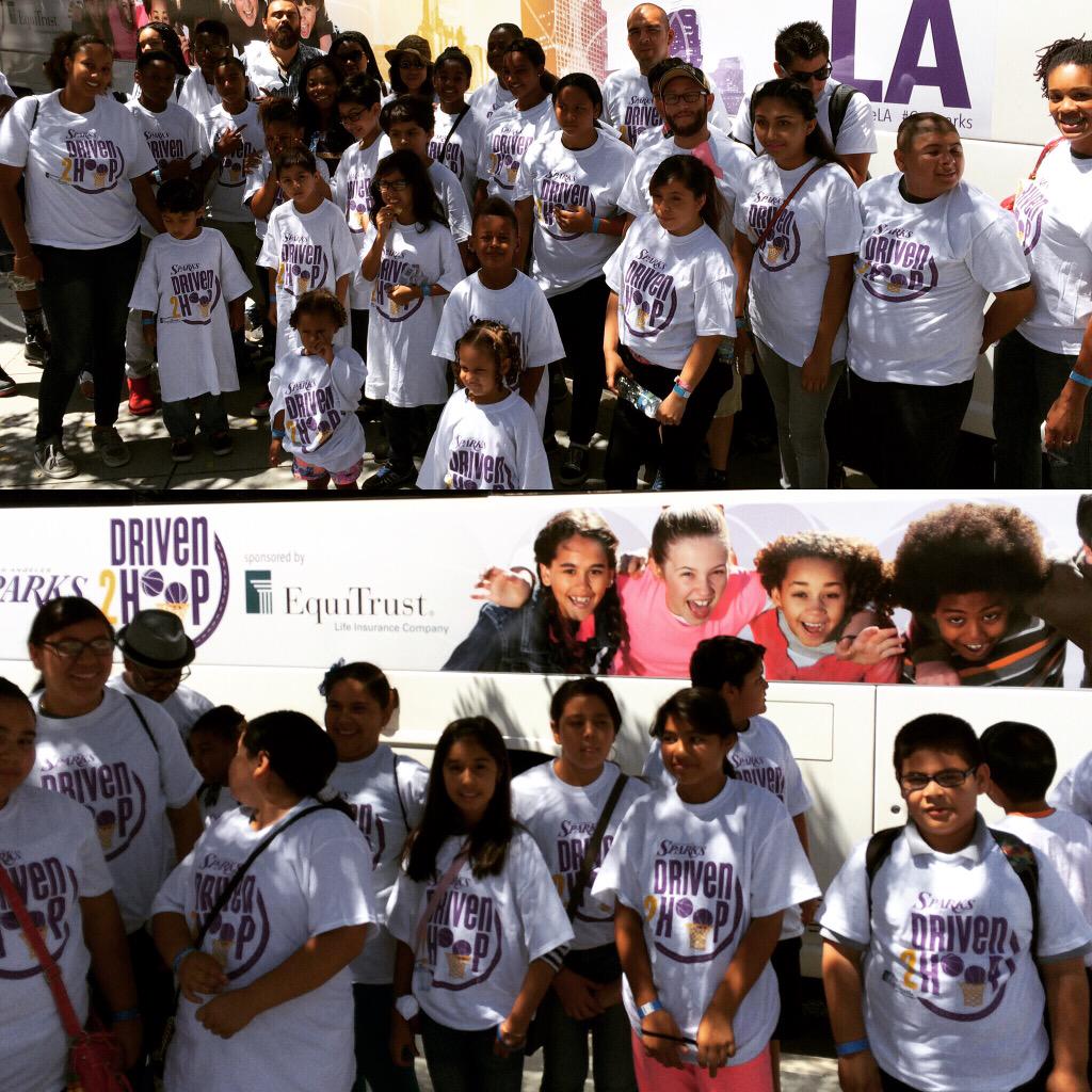 LASparks's tweet photo. Thanks to our partner Equitrust for helping make the #Driven2Hoop program a success! #WeAreLA #GoSparks http://t.co/jkNg5hZWZW