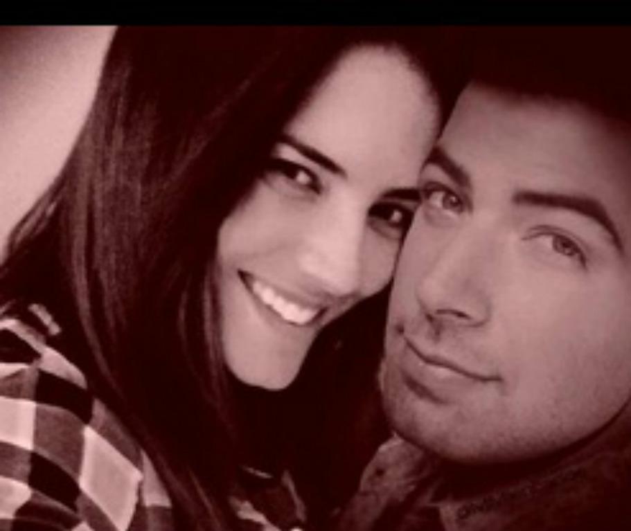 AdictosEspinela's tweet photo. Si existiera la Vidashop jajaja y hacer un #Lifeshop volver a unir a estos seres.! recordando1 año de #separacion ♥ http://t.co/N0UqEssRFd