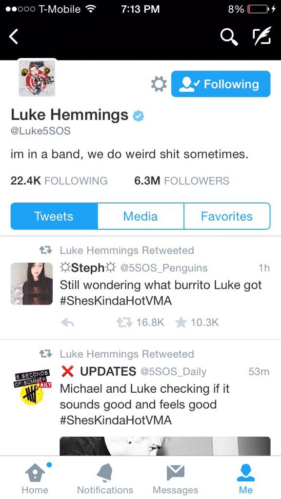 5SOS_Daily's tweet image. LUCAS ROBERT HEMMINGS YOU RT BUT YOU DONT RE-FOLLOW!?? 

#ShesKindaHotVMA