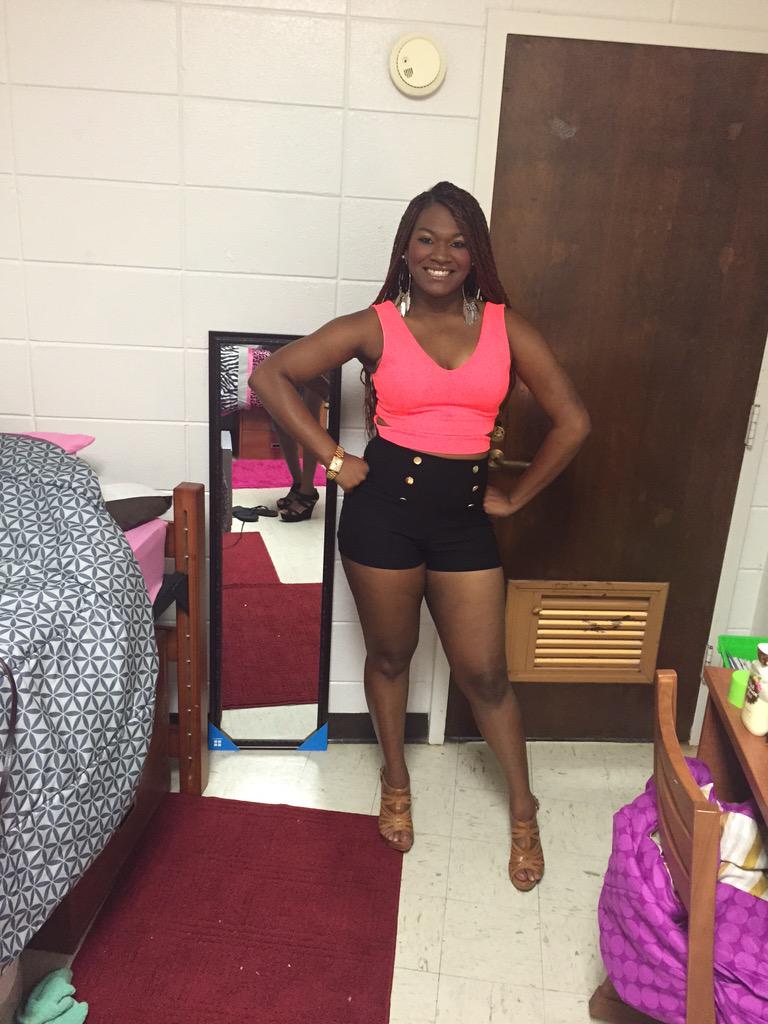 Sweet_Cookie15's tweet photo. I look atem and tellem!! #IKnow😎😝😘#JacktownLife http://t.co/nF4RyNlvEC