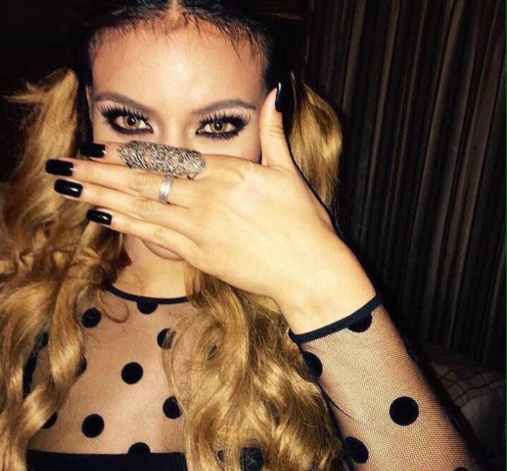 dinah looks so damn good #WorthItVMA