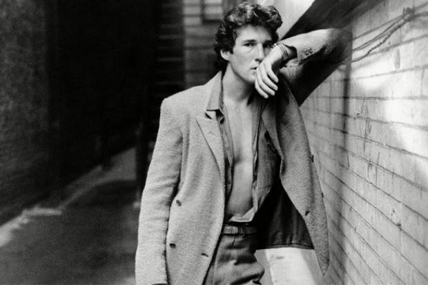 Lunes con muchos cumpleaños, pero este los él eclipsa sin problemas...
Happy Birthday, Richard Gere!!! 